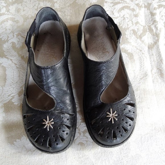 Rieker Black & Tan Daisy 15 Mary Jane Flat Shoe 36 - Picture 1 of 10